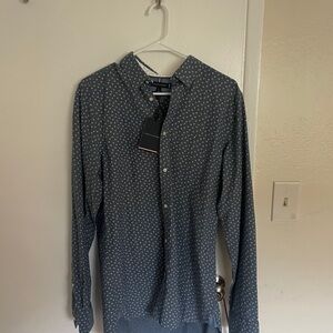 NWT Tommy Hilfiger Men's Blue Patterned Button-Down Shirt
